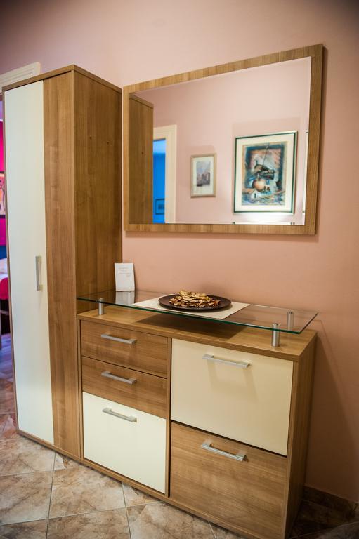 Downtown Apartment Nora Split Kamer foto