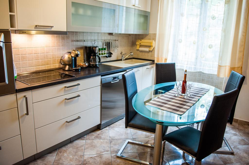 Downtown Apartment Nora Split Kamer foto