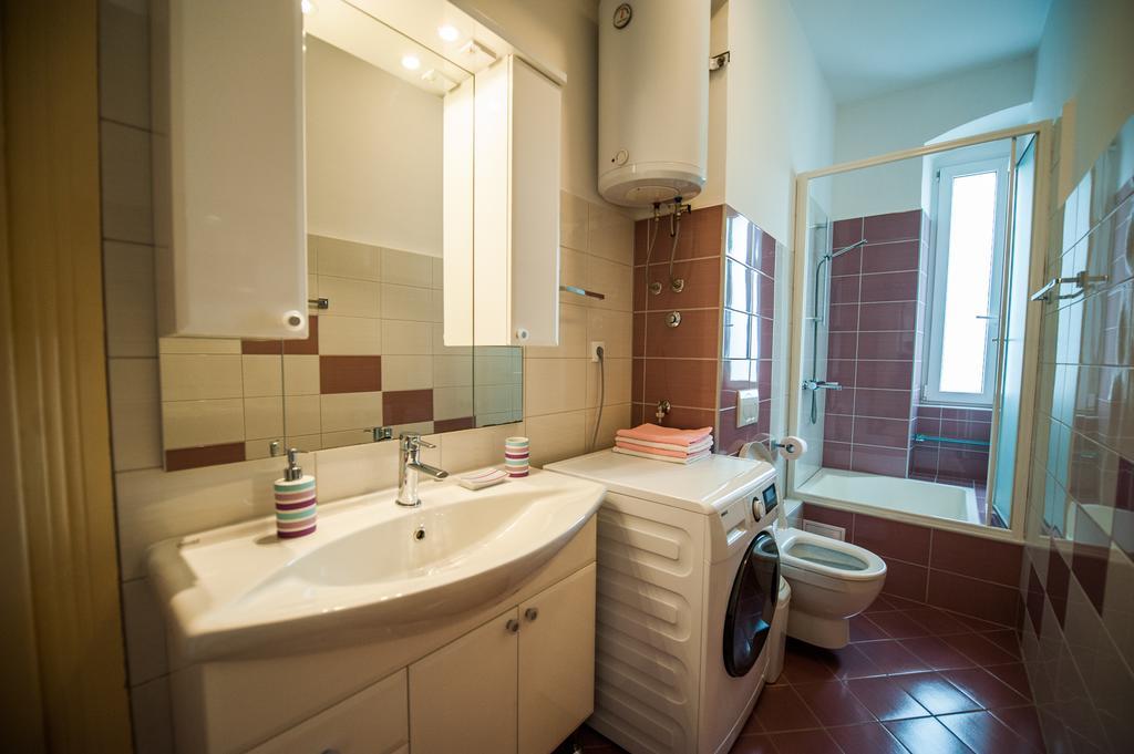 Downtown Apartment Nora Split Kamer foto